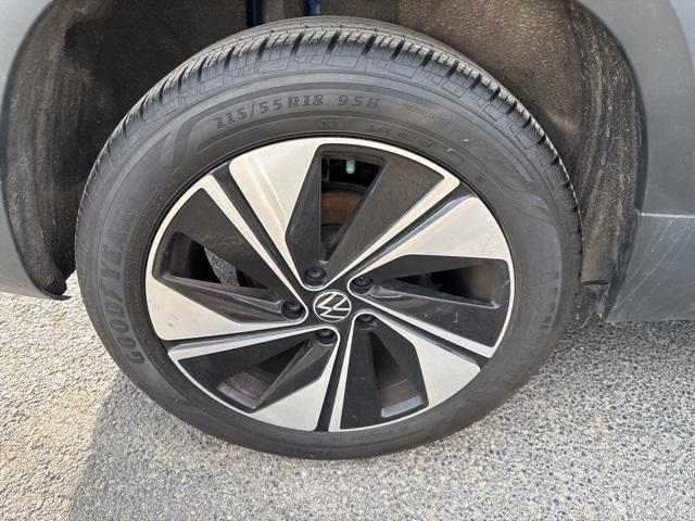used 2024 Volkswagen Taos car, priced at $25,996