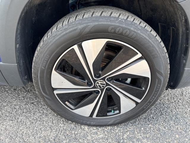 used 2024 Volkswagen Taos car, priced at $25,996