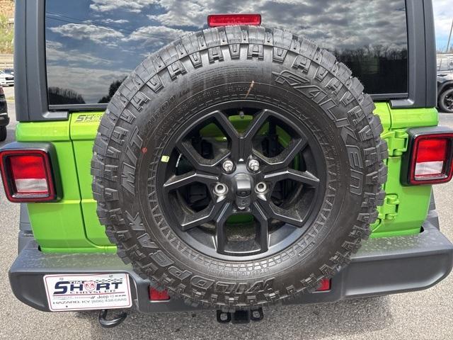new 2025 Jeep Wrangler car, priced at $46,997