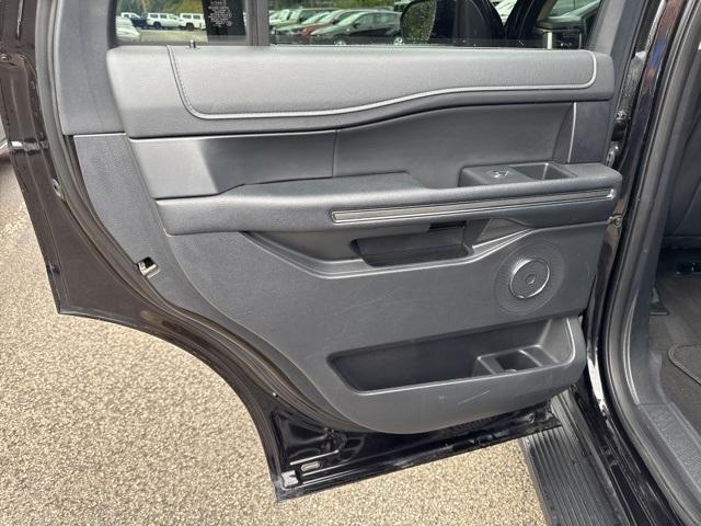 used 2024 Ford Expedition car, priced at $48,000