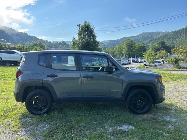 used 2020 Jeep Renegade car, priced at $12,995