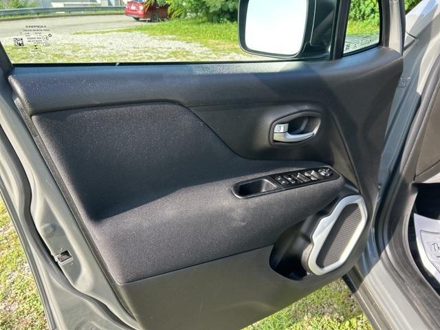 used 2020 Jeep Renegade car, priced at $12,995