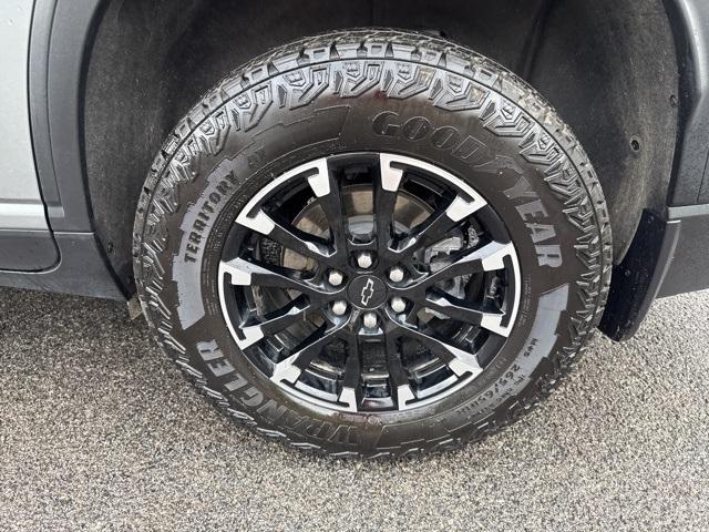 used 2024 Chevrolet Traverse car, priced at $47,996