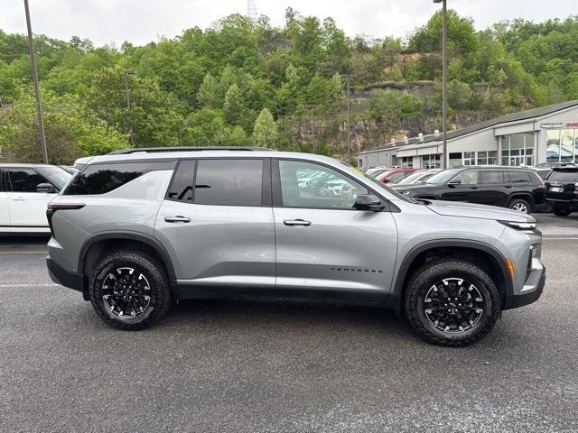 used 2024 Chevrolet Traverse car, priced at $47,996