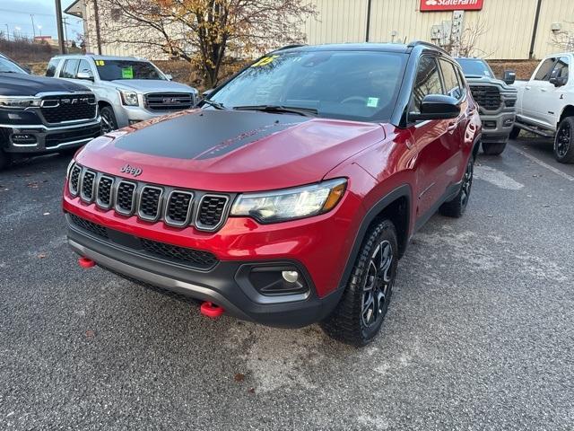 used 2025 Jeep Compass car, priced at $24,996