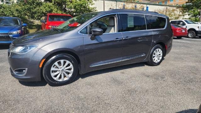 used 2017 Chrysler Pacifica car, priced at $11,996