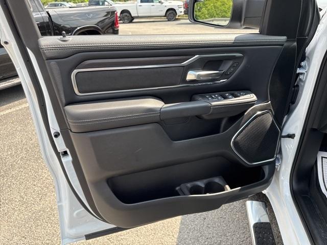 new 2025 Ram 1500 car, priced at $57,548
