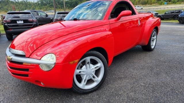 used 2004 Chevrolet SSR car, priced at $19,996