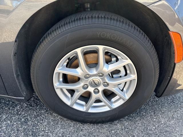 used 2023 Chrysler Pacifica car, priced at $22,996