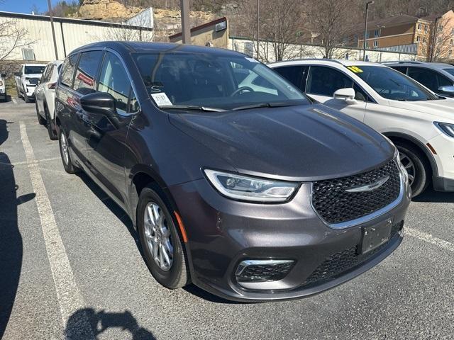 used 2023 Chrysler Pacifica car, priced at $23,996