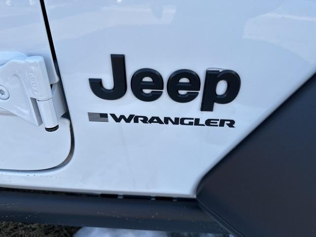 new 2025 Jeep Wrangler car, priced at $44,497