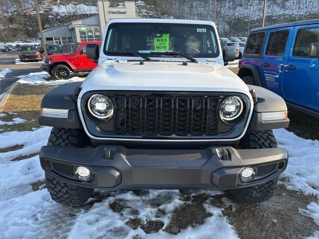 new 2025 Jeep Wrangler car, priced at $44,497