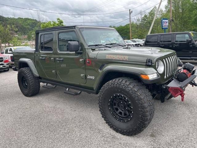 used 2022 Jeep Gladiator car, priced at $32,996