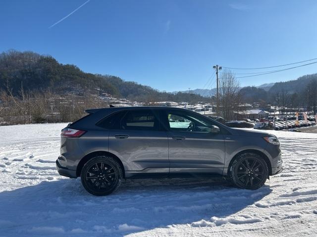 used 2024 Ford Edge car, priced at $35,996