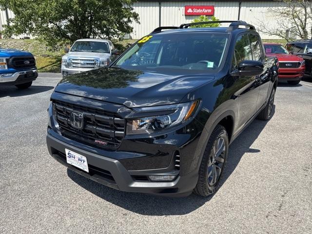 used 2025 Honda Ridgeline car, priced at $37,500