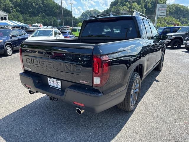 used 2025 Honda Ridgeline car, priced at $37,500