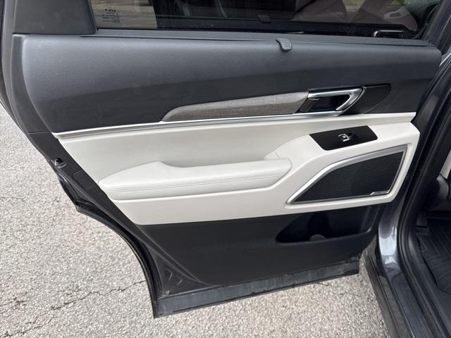 used 2022 Kia Telluride car, priced at $31,996