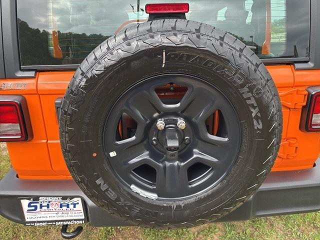new 2025 Jeep Wrangler car, priced at $34,997