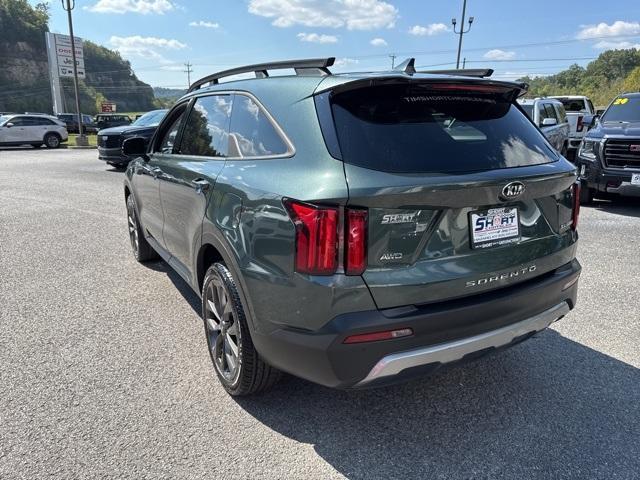 used 2021 Kia Sorento car, priced at $22,996