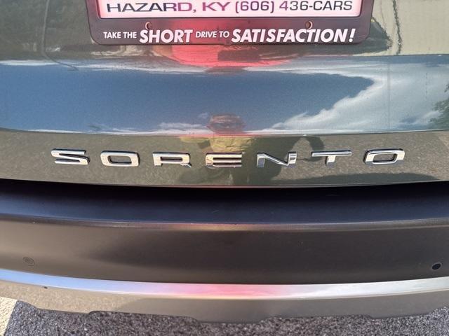 used 2021 Kia Sorento car, priced at $22,996