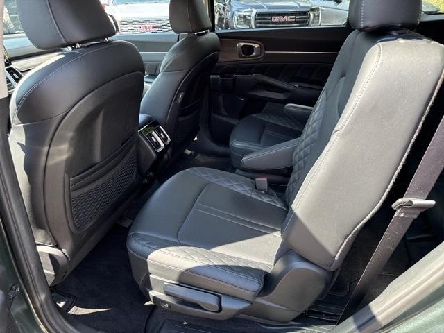 used 2021 Kia Sorento car, priced at $22,996