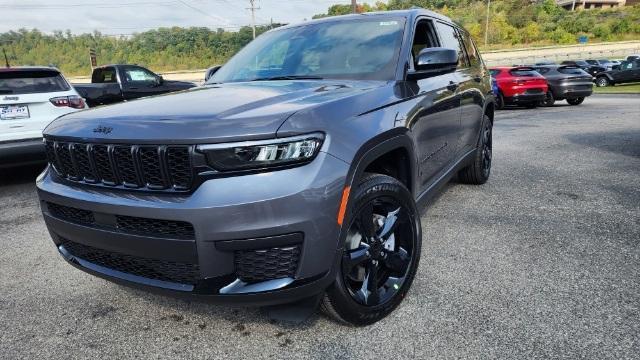 new 2025 Jeep Grand Cherokee L car, priced at $44,997