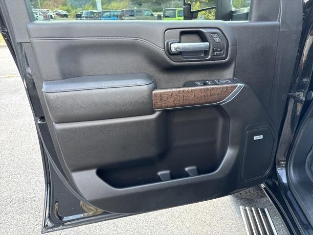 used 2022 GMC Sierra 2500 car, priced at $59,996