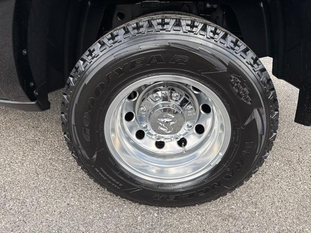 new 2025 Ram 3500 car, priced at $90,997
