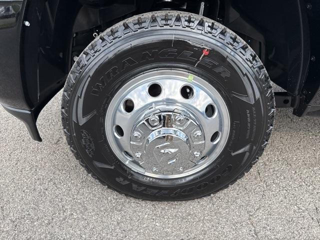 new 2025 Ram 3500 car, priced at $90,997