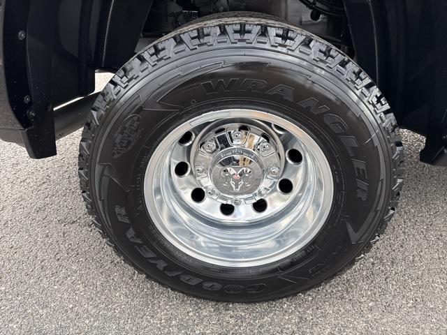 new 2025 Ram 3500 car, priced at $90,997