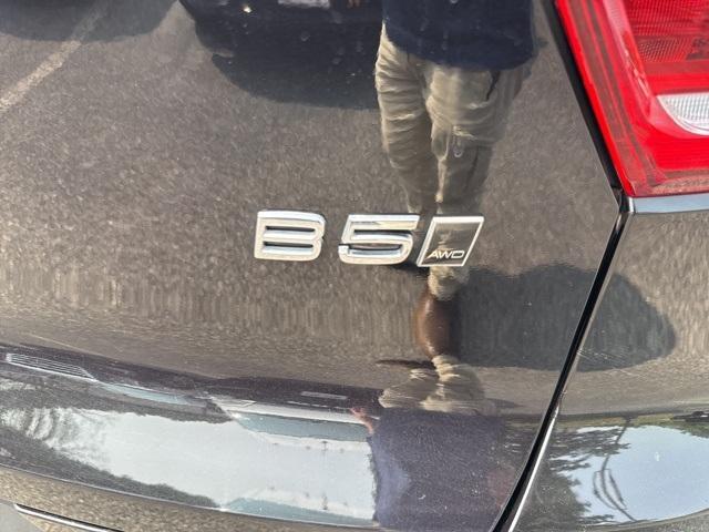 used 2024 Volvo XC40 car, priced at $32,500