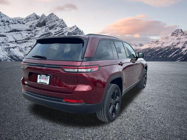 new 2025 Jeep Grand Cherokee car, priced at $45,669
