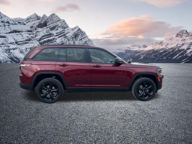 new 2025 Jeep Grand Cherokee car, priced at $45,669