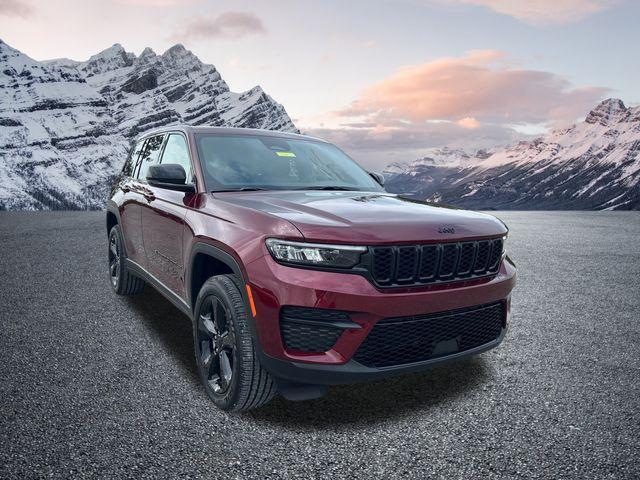 new 2025 Jeep Grand Cherokee car, priced at $45,669