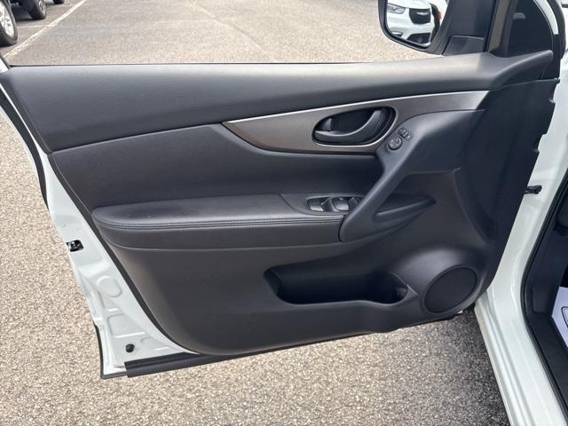 used 2022 Nissan Rogue Sport car, priced at $20,996