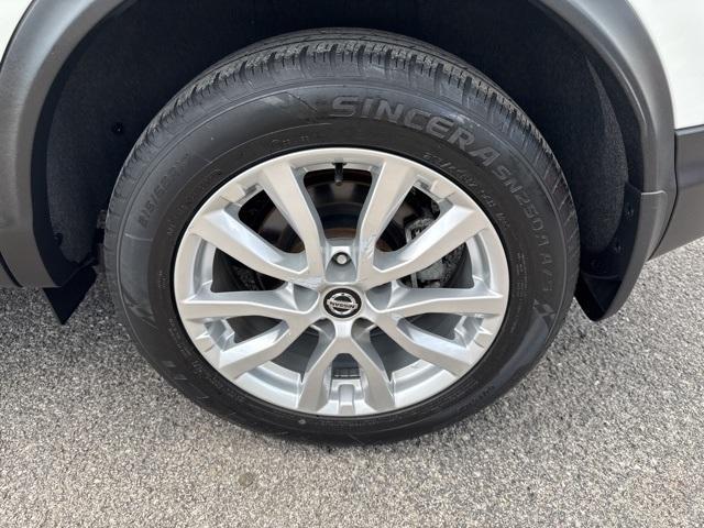 used 2022 Nissan Rogue Sport car, priced at $20,996