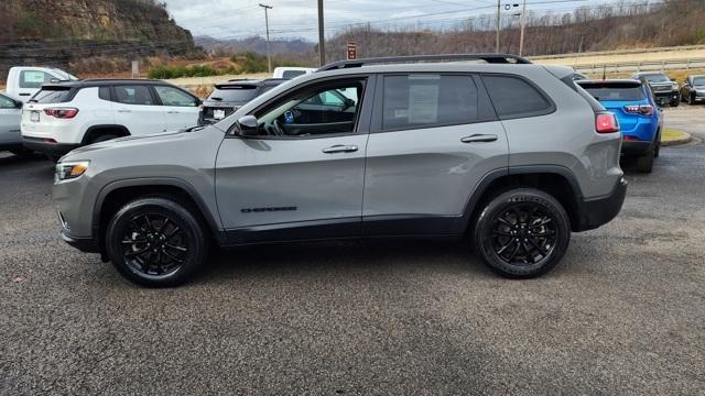 used 2023 Jeep Cherokee car, priced at $21,996