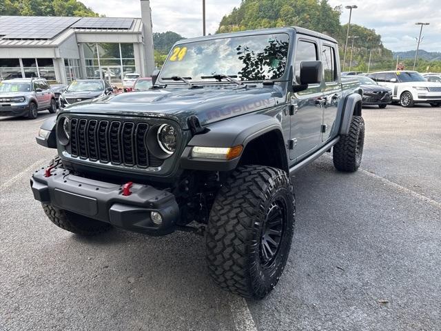 used 2024 Jeep Gladiator car, priced at $47,997