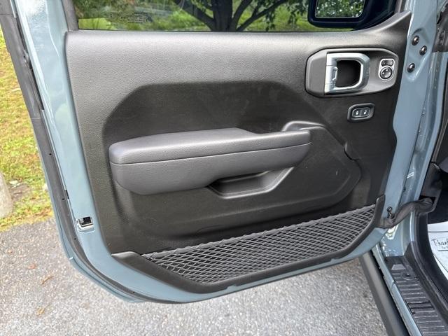 used 2024 Jeep Gladiator car, priced at $47,997