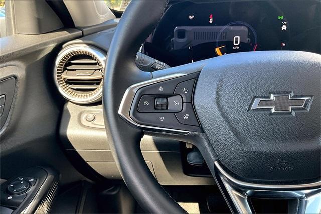 used 2024 Chevrolet Trax car, priced at $22,135