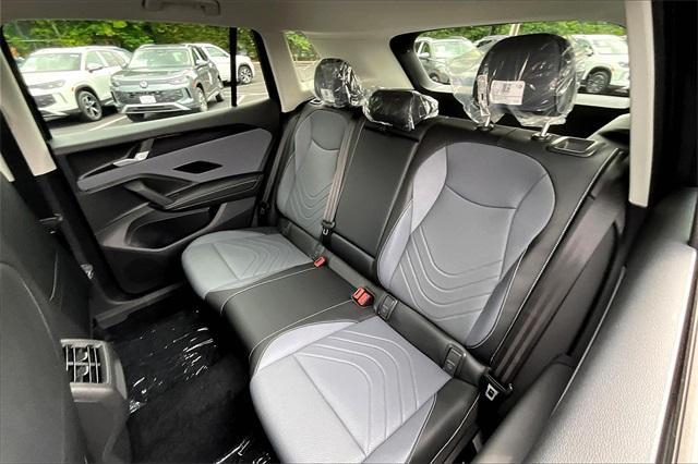 new 2025 Volkswagen Tiguan car, priced at $34,496