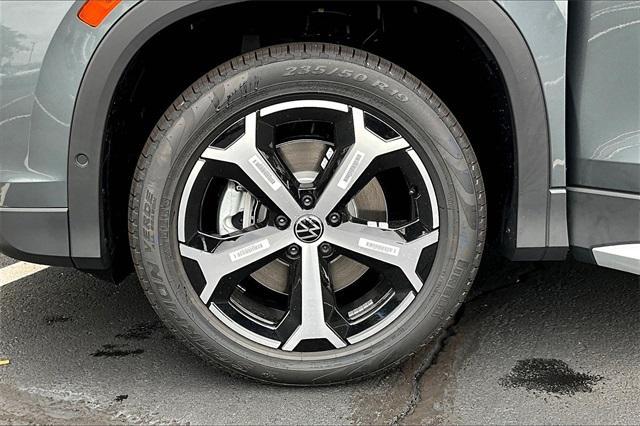new 2025 Volkswagen Tiguan car, priced at $34,496