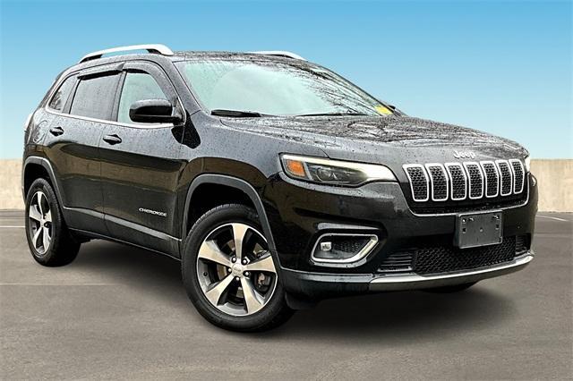 used 2020 Jeep Cherokee car, priced at $11,995