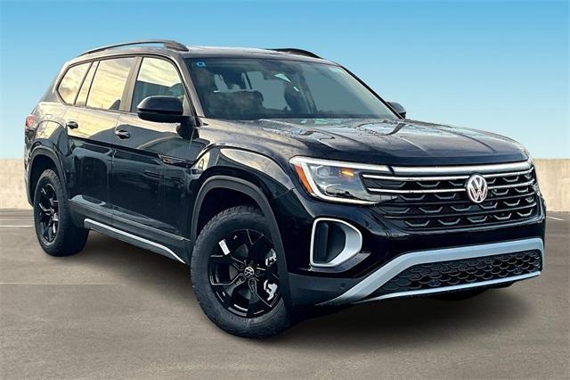 new 2025 Volkswagen Atlas car, priced at $49,629