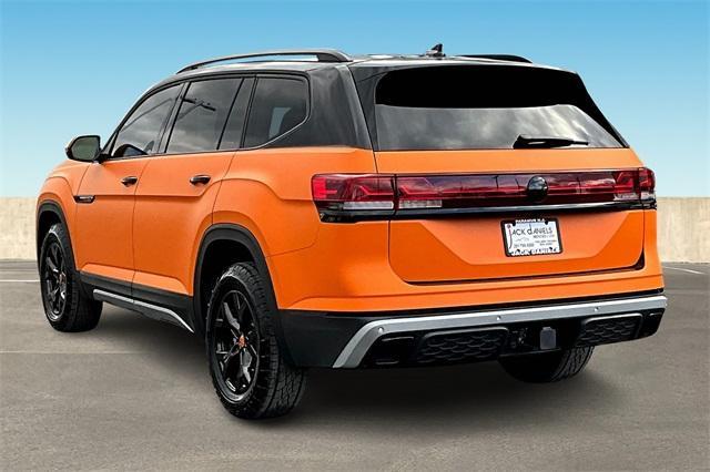 new 2025 Volkswagen Atlas car, priced at $48,761