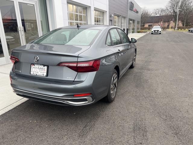 used 2024 Volkswagen Jetta car, priced at $26,495