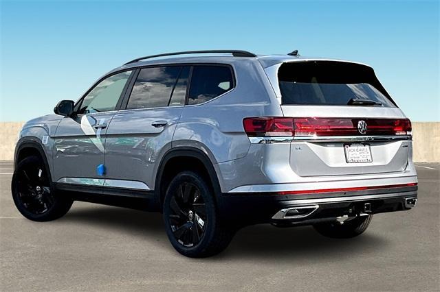 new 2024 Volkswagen Atlas car, priced at $46,104