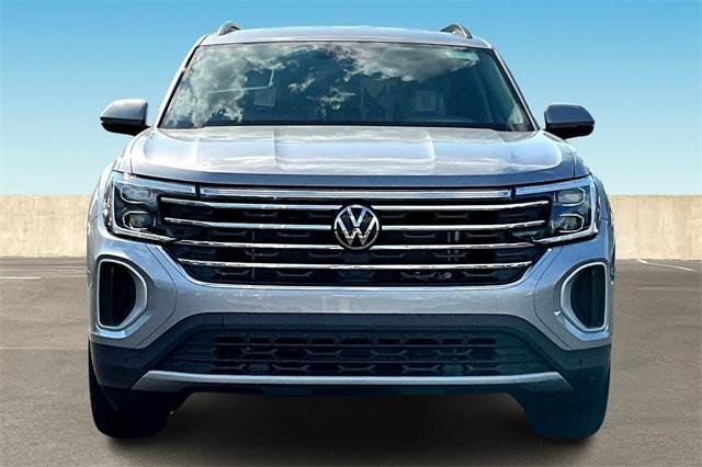 new 2024 Volkswagen Atlas car, priced at $46,104