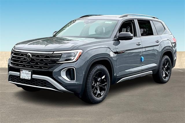 new 2025 Volkswagen Atlas car, priced at $48,659