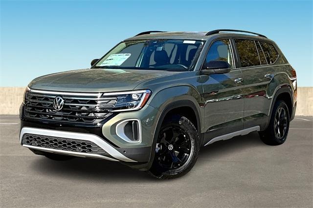 new 2024 Volkswagen Atlas car, priced at $49,441